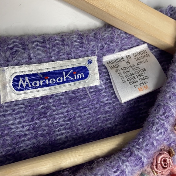 Vintage Pastel Colour Block Knit Sweater w/ Flower & Bead Details - Picture 6 of 9